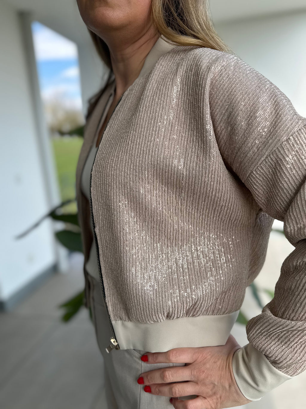 Paillettenjacke beige